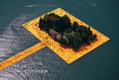 christo floating piers